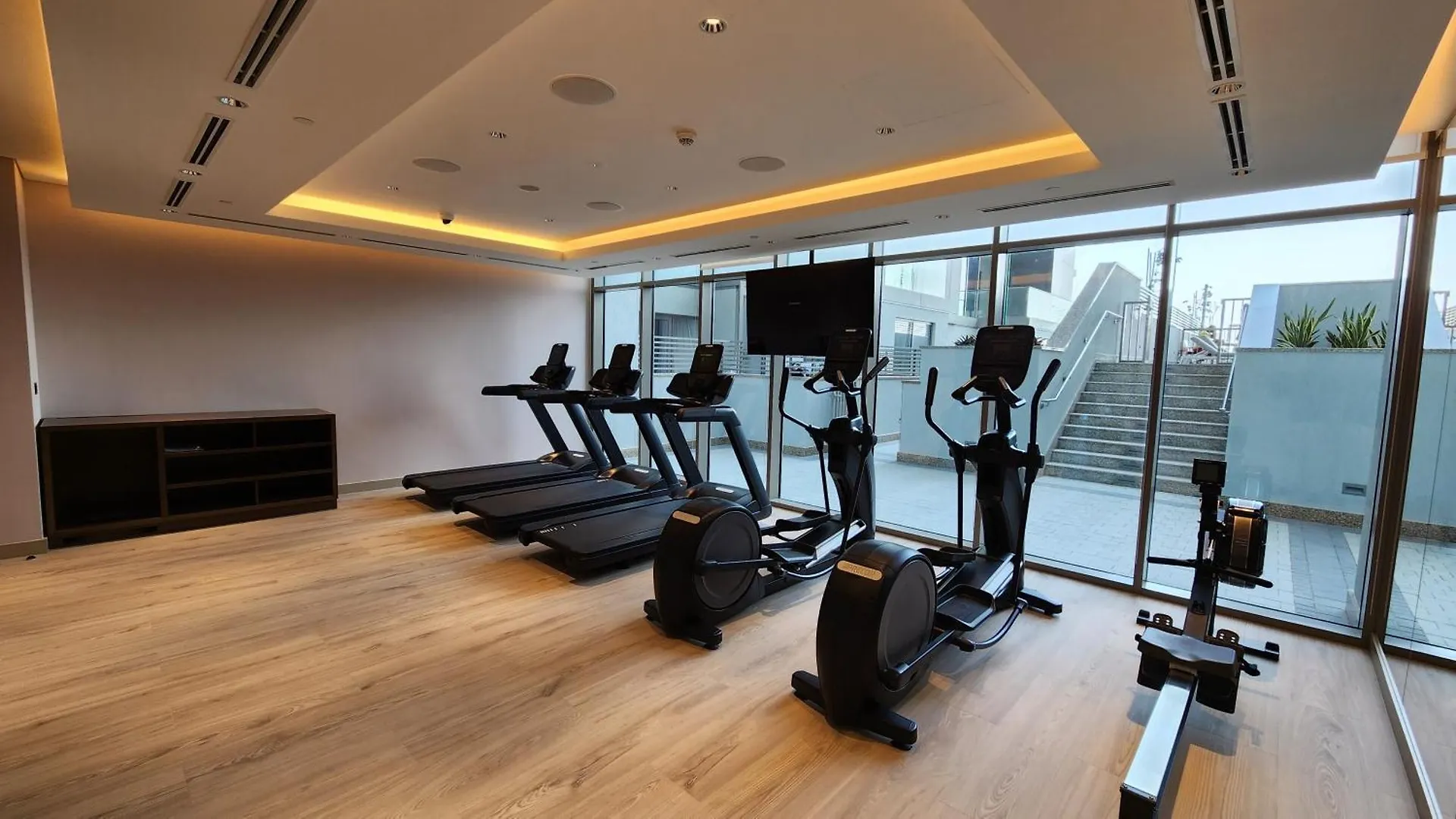 Stay By Latinem Luxury 1Br Holiday Home Cvr B2303 Near Burj Khalifa Dubai